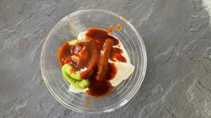 Salata od lignji s kvinojom i mangom - recept 8