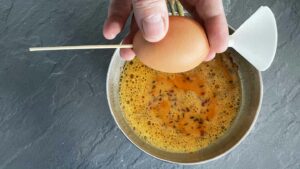 You need balls to BBQ an egg - Jaja s roštilja 13
