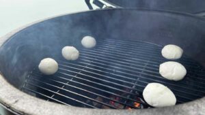 You need balls to BBQ an egg - Jaja s roštilja 18