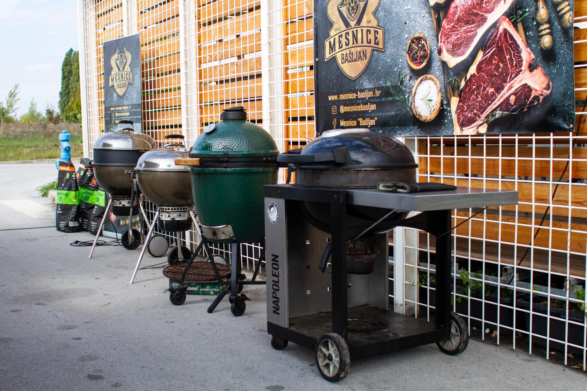 BBQ Hot Yard premium catering 1