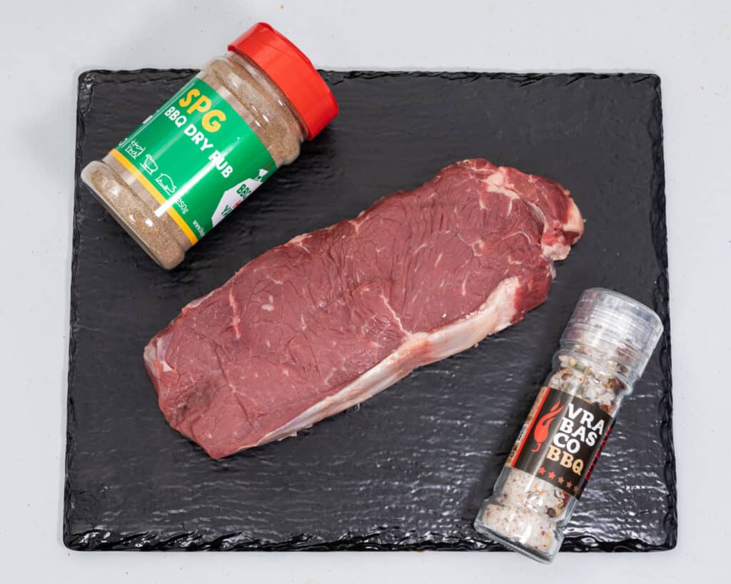 Juneća vs. Svinjska Rebra (vrste rezova) 32 NY Strip Steak - bbqhotyard.com