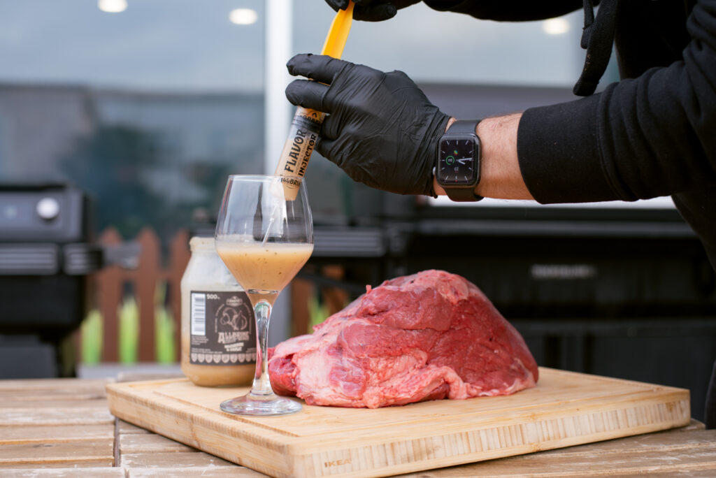 Pulled Beef sendvič - Powered by Traeger Grills® 16 Pulled Beef sendvič 3