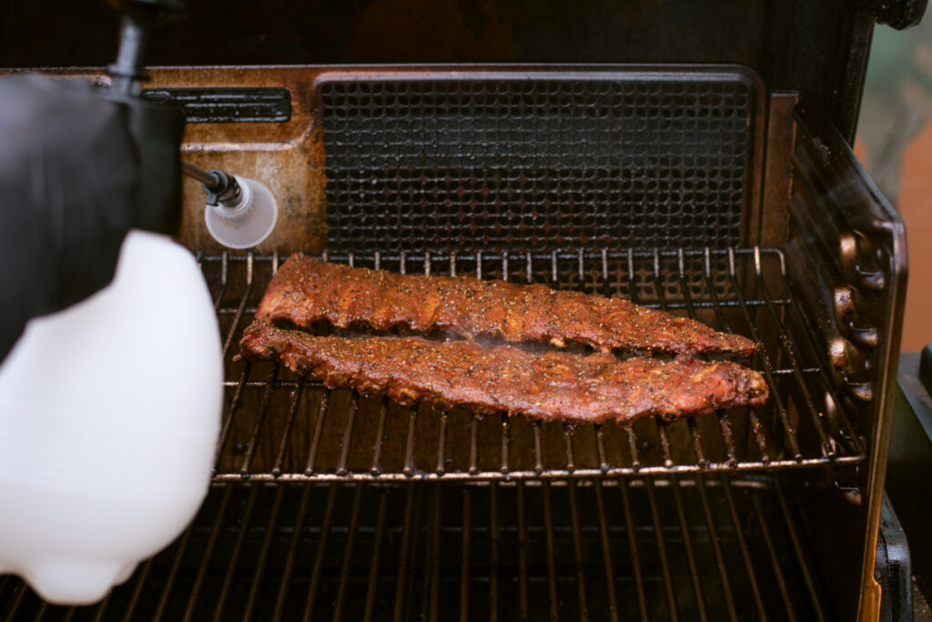 Naš recept za neodoljive baby back ribs - Powered by Traeger Grills® 19 baby back ribs 8