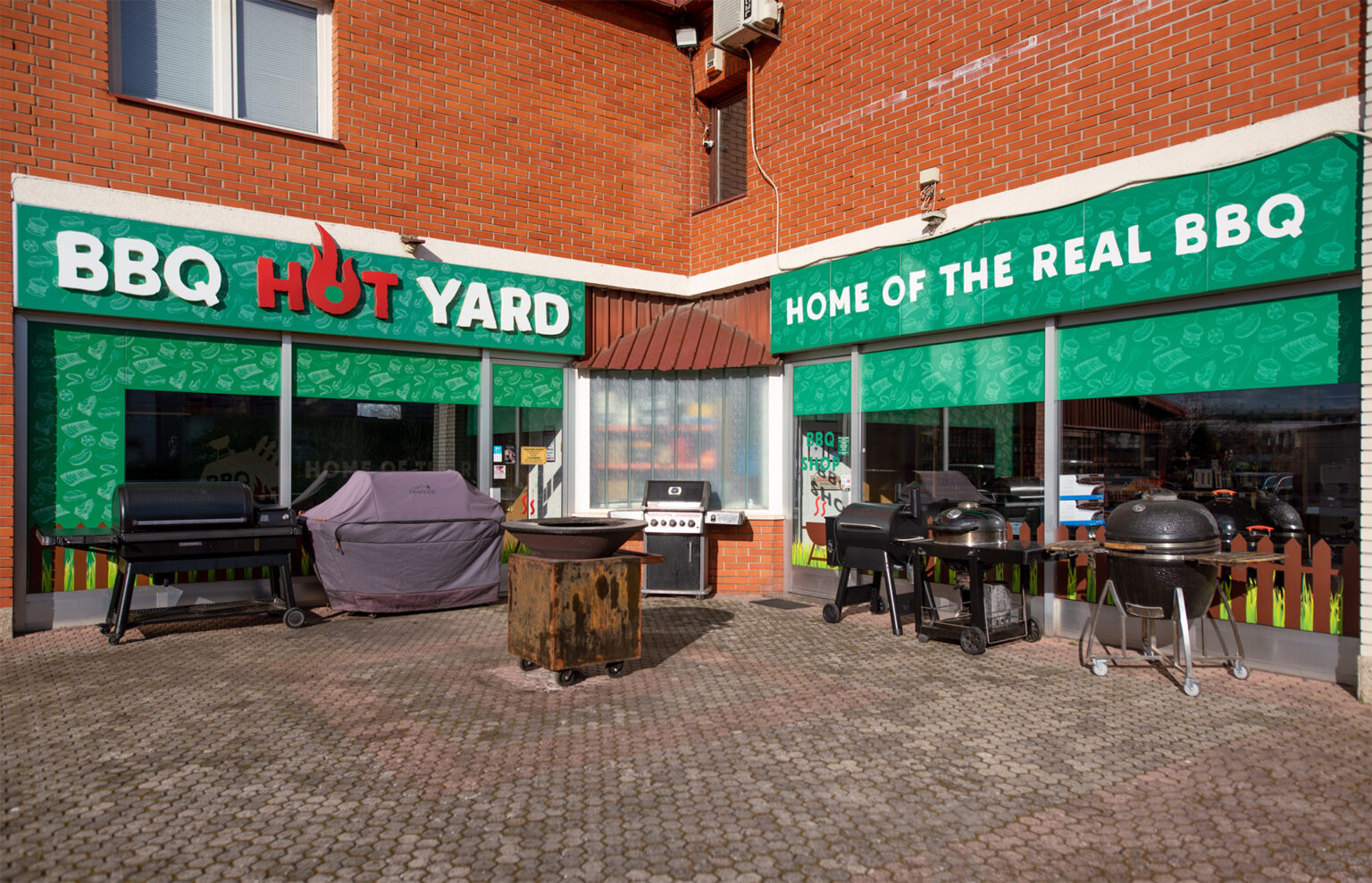 BBQ Hot Yard Showroom 1