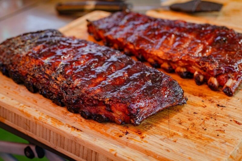 Dimljena baby back rebarca – Smoked Thursday, BBQ Hot Yard